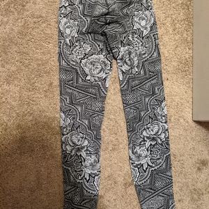 Lululemon Wunder Under Leggings Full length size 4